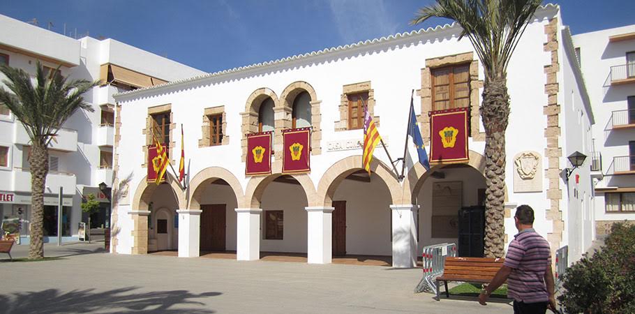 El Ayuntamiento de Santa Eulàlia des Riu