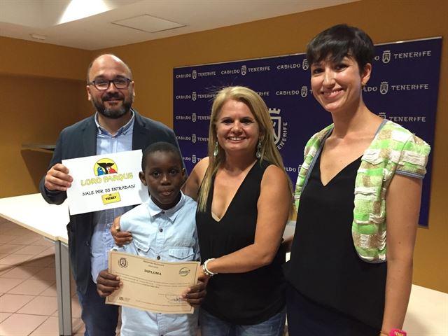 El colegio Luis Álvarez Cruz de Arona (Tenerife) gana el premio Recíclope