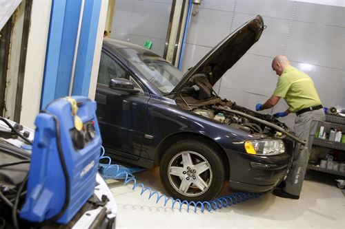 Madrid. 200 coches abandonados al ‘desguace’ en 2011