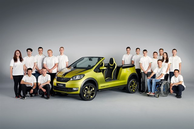 Estudiantes diseñan y construyen un buggy eléctrico de Skoda