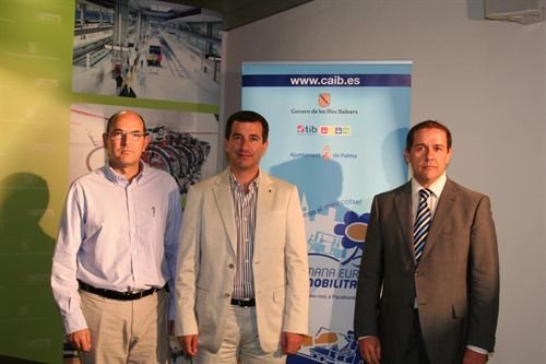 El tren eléctrico será inaugurado en enero de 2012 y supondrá un ahorro de tres millones en consumo y mantenimiento