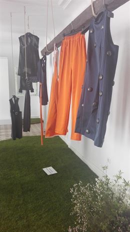 Ropa con tejidos reciclados