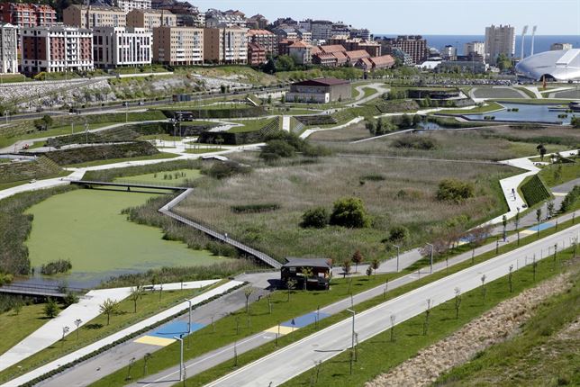 Cantabria celebra en El parque de Las Llamas el Día Mundial del Medio Ambiente
