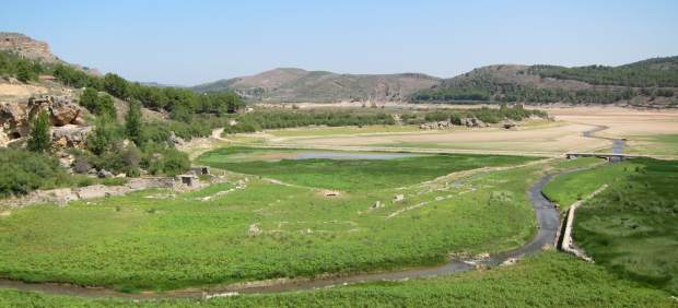 La CHE concluye la campaña de riego desde el embalse de La Tranquera