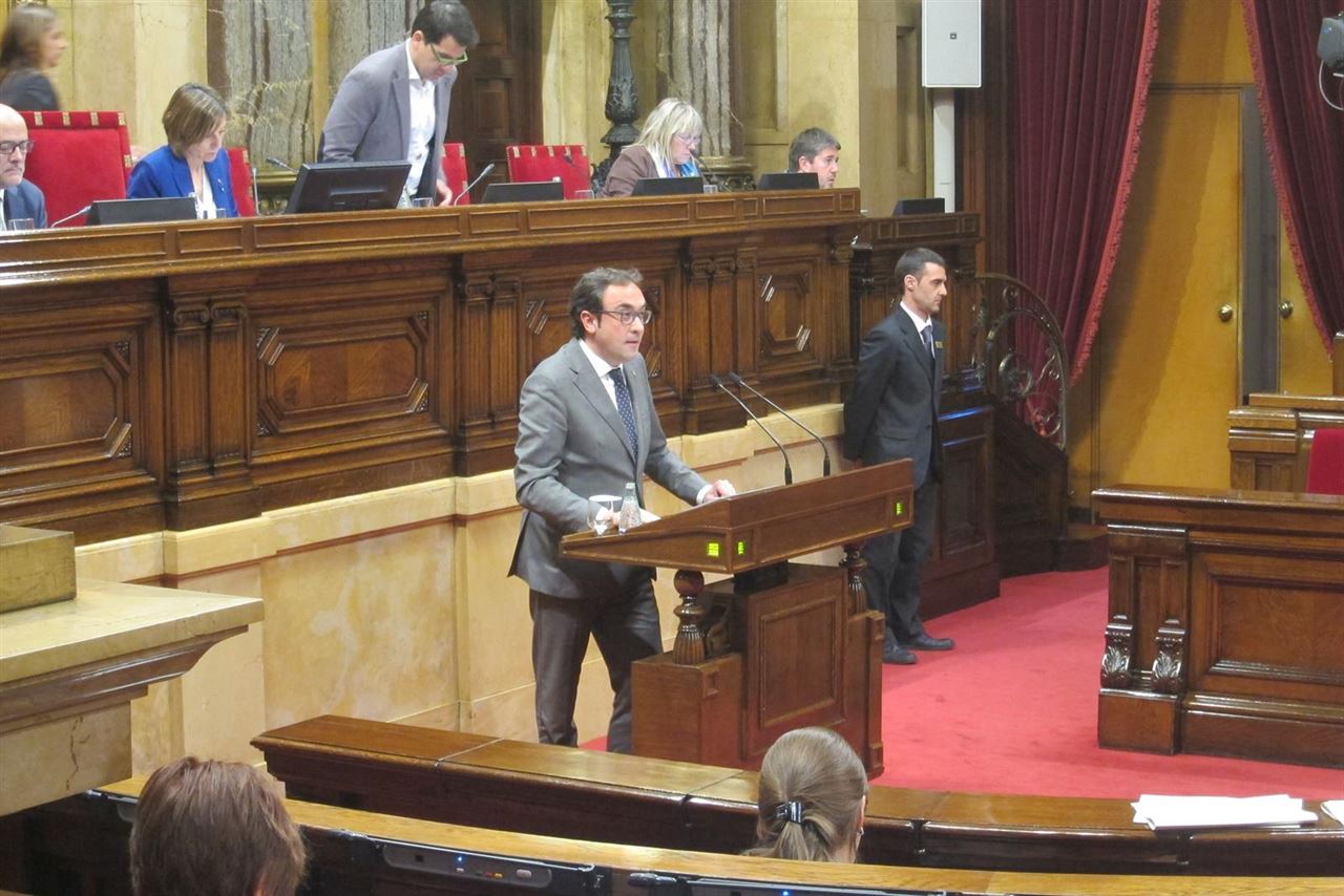 Quieren limitar los vehículos en el área metropolitana de Barcelona para reducir la contaminación