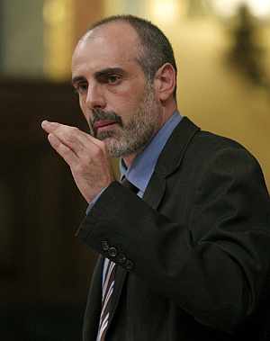 ERC dice que el plan de ahorro confirma que la política energética está marcada por la improvisación