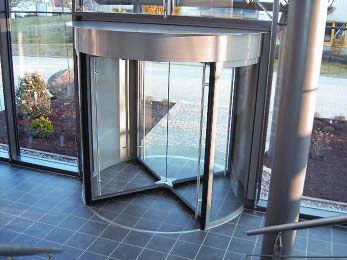 Las puertas giratorias en el sector energético: de la corrupción a la estafa