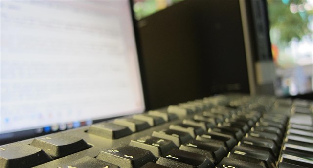 Barcelona Activa cederá dispositivos en desuso para repararlos y alargar su vida útil