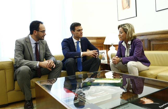 Pedro Sánchez comparte su rechazo a las prospecciones en Canarias