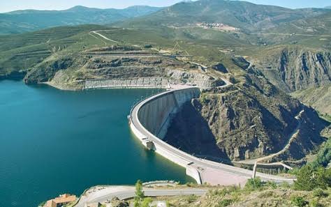 Los embalses siguen a la baja y se sitúan en el 58