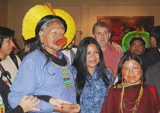 Pueblos indígenas unidos contra el calentamiento global