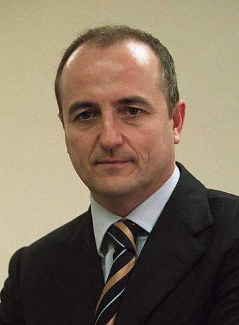 Sebastián apuesta por las nuevas tecnologías y el ahorro energético para reducir la dependencia energética de España