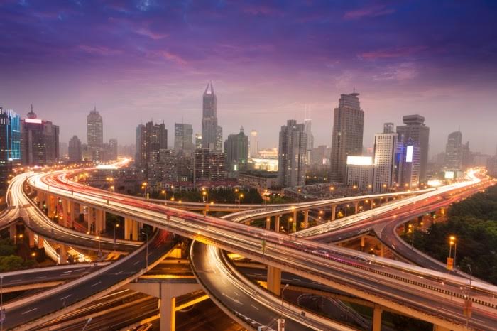 El Palacio de Congresos de Palma de Mallorca acoge este jueves una mesa redonda para debatir La movilidad del futuro en ciudades turísticas