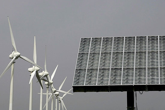Canarias confía en las energías renovables para crecer en competitividad y crear empleo de calidad