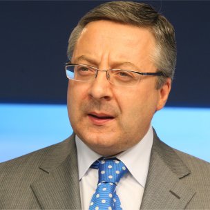 Blanco anuncia un Plan de Eficiencia Energética para el transporte