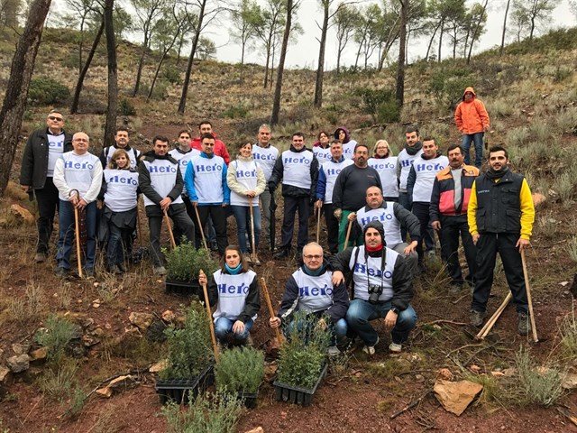 Hero España planta 125 árboles en el Parque Natural de Sierra Espuña