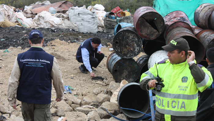 Minambiente cierra botadero a cielo abierto "Antiguo Mondoñedo"