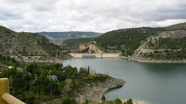 Por no respetar caudales