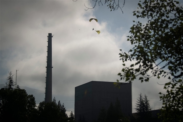 Twitteracción/ Enredos nucleares con Garoña ¡pide su cierre ya!