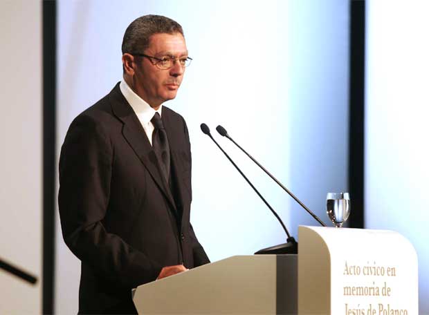 Gallardón cree que normas europeas de contaminación harán que los diesel tengan "limitaciones" circulatorias en ciudades