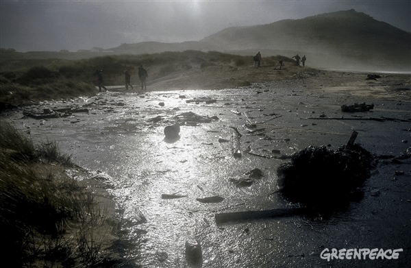 Prestige/ Sobre las 60.000 toneladas que se tragó la mar