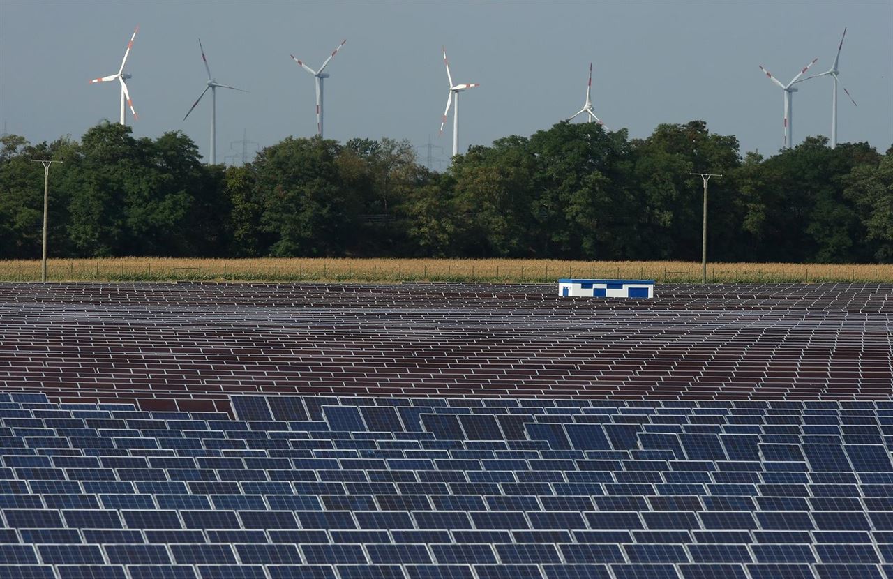 Recurren ante el TS la orden que define las retribuciones de las energías renovables desclasificadas
