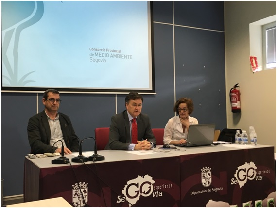 La Fundación ECOLUM participó en la Jornada sobre gestión de residuos sólidos urbanos celebrada en Segovia