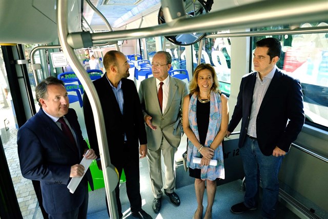 Málaga incorpora en pruebas un autobús ecológico con tecnología 100% eléctrica