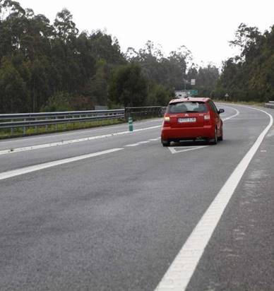Un animal atropellado y un conductor herido en el Corredor do Morrazo en Moaña