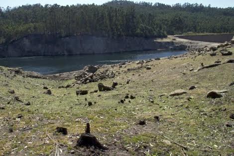 Los embalses gallegos continúan perdiendo agua y se sitúan en el 67% de su capacidad