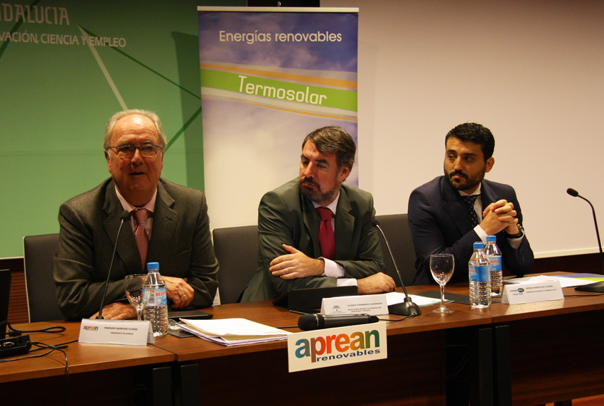 El sector de las energías renovables en Andalucía analiza nuevas fórmulas de rentabilidad en el mercado energético