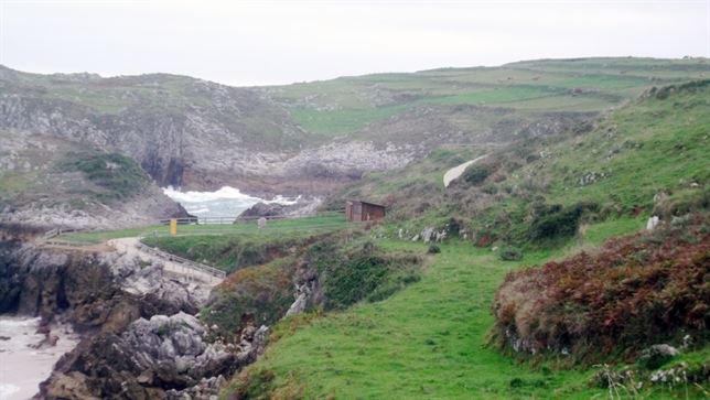 Ecologistas contra los chiringuitos ubicados en playas naturales