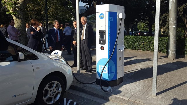 Primer punto de recarga rápida para coches eléctricos en Bilbao