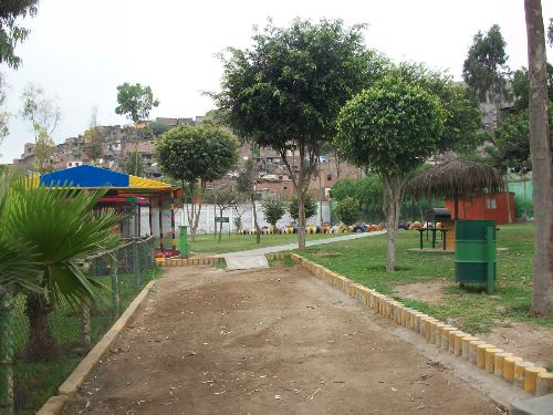 Municipalidad de Lima recupera áreas verdes con importante inversión Parques y plazas serán remodelados como espacios públicos