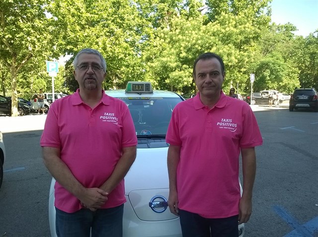 Llegan a Madrid los taxis positivos: con conductores zen y coches eléctricos