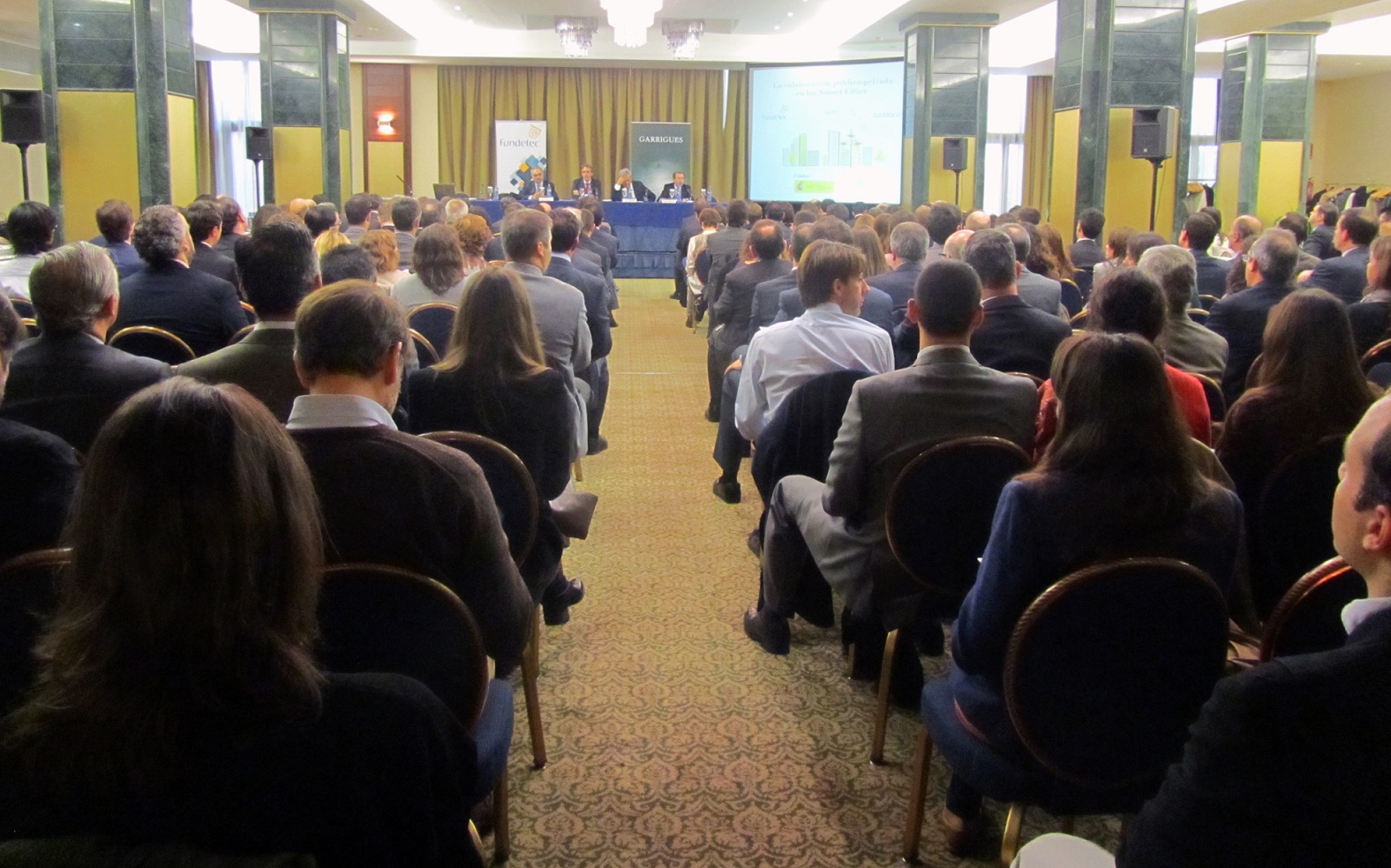 Una jornada analiza cómo adaptar el actual marco jurídico a las nuevas necesidades de las smart cities