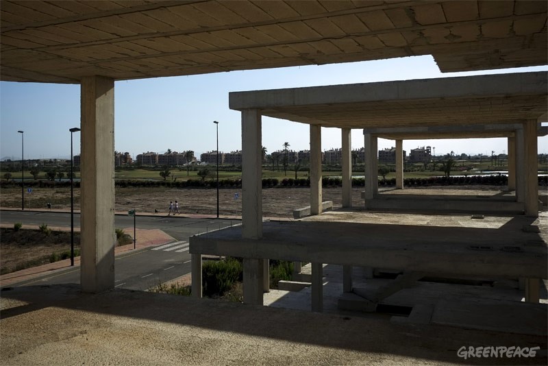 Greenpeace denuncia que la Región de Murcia tiene un tercio de sus primeros 500 metros de costa destruidos