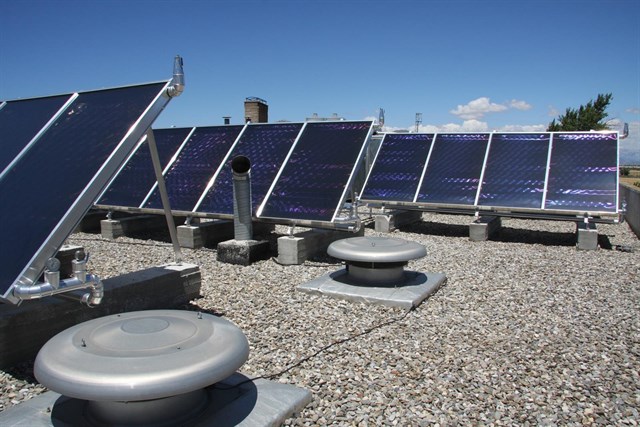 Las energías renovables ahorran millones en Andalucía