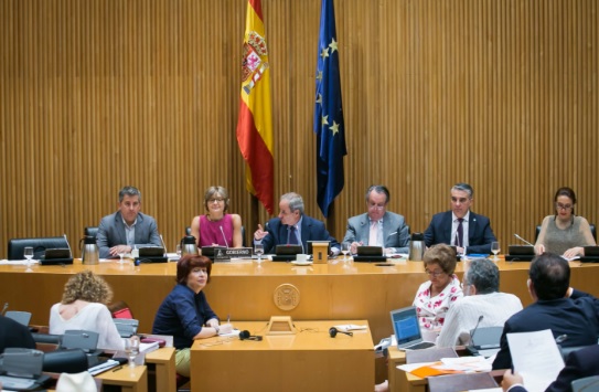 García Tejerina: España constituye un referente internacional en el ámbito de la lucha contra los incendios forestales