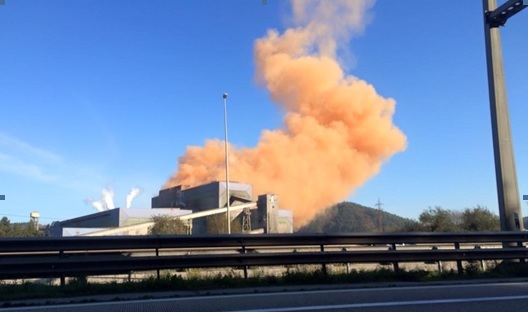 El Principado analizará los datos de una nube generada en Arcelor que alarmó a la zona Este de Gijón
