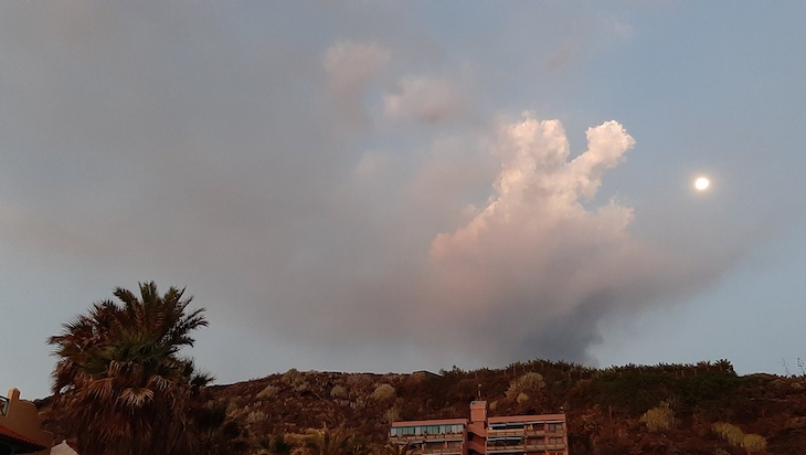 AEMET monitoriza emisiones volcánicas de la Palma