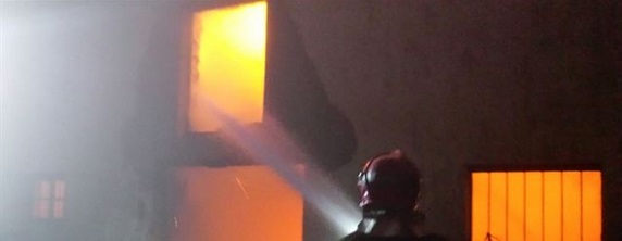 Una cabaña incendiada provoca treinta animales muertos en Santander