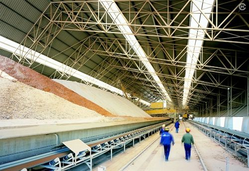 Cementos Molins utiliza fangos de depuradora como alternativa al petróleo