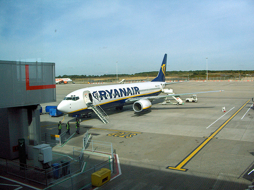 Una comisión ambiental supervisará el Plan de Aislamiento Acústico del aeropuerto de La Palma