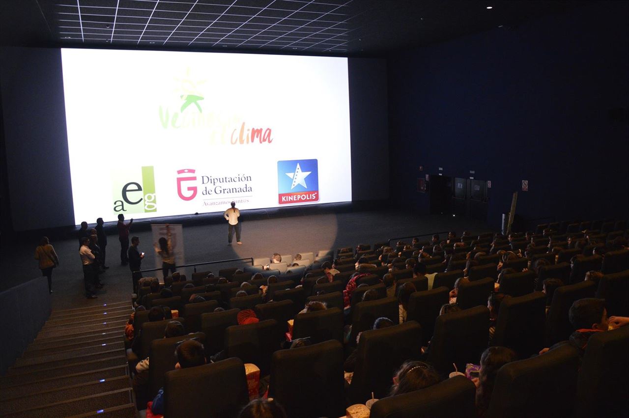 Estudiantes granadinos aprenden a ahorrar energía