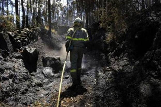 Un vecino de Santa Comba (Galicia) detenido como presunto autor de 27 incendios forestales