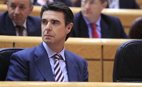 Soria insiste en la defensa del recorte a la cogeneración