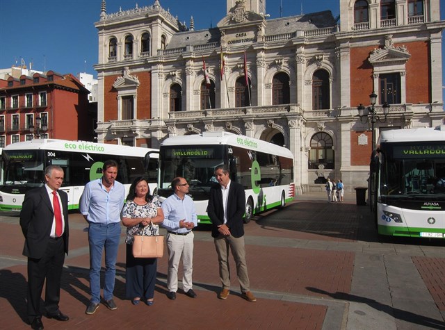 Tres nuevos autobuses híbridos para Valladolid
