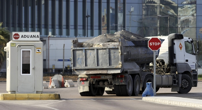 Verdemar exige ‘controles exhaustivos’ ante la salida diaria de residuos peligrosos de Gibraltar