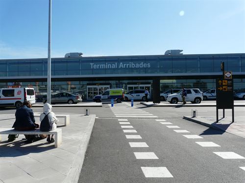 El aeropuerto de Reus instala una nueva tecnología de climatización geotérmica pionero en España